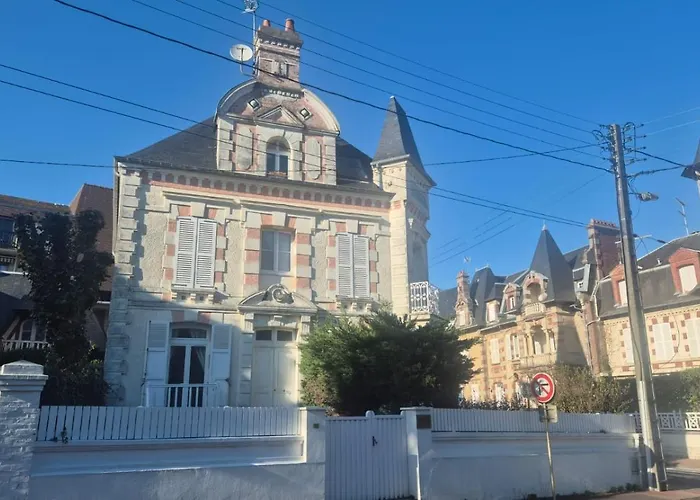 Apartment Type 2 Hypercentre 100 M De La